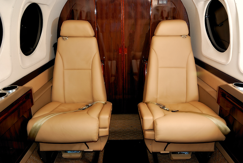 business aviation jet Beechcraft King Air 90